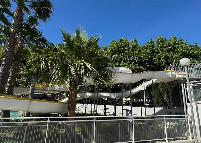 Mobil-home Le Manosely Confort 6 Pers Climatise-plages A Proximite キャンプ場